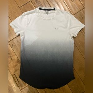 Hollister size small back white short sleeve tee shirt